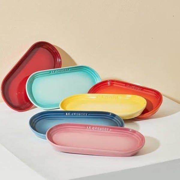 Với Đĩa Le Creuset Oblong hình chữ nhật 25cm này, bạn có thể nấu và phục vụ nhiều món ăn khác nhau.