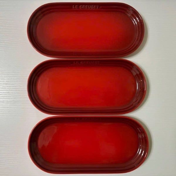 Với Đĩa Le Creuset Oblong hình chữ nhật 25cm này, bạn có thể nấu và phục vụ nhiều món ăn khác nhau.