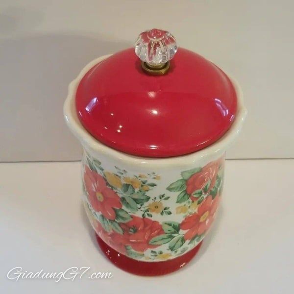 Hũ đựng đồ khô The Pioneer Woman Vintage Floral - Màu Đỏ Tiện Lợi và Bền Bỉ