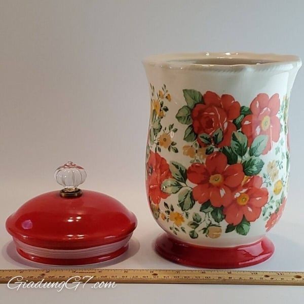 Hũ đựng đồ khô The Pioneer Woman Vintage Floral - Màu Đỏ Tiện Lợi và Bền Bỉ