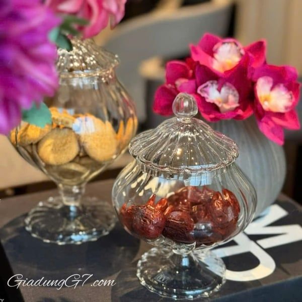 Hũ kẹo IVV Sahara 19cm có nắp thủy tinh borosilicate có nắp, lý tưởng để đựng và phục vụ bánh ngọt nhỏ, bánh quy, sôcôla, kẹo, v.v.