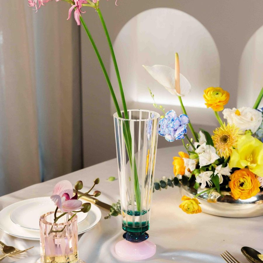 Lọ hoa pha lê Amélie Reflections Copenhagen 25.2cm - Florian và Amelie thể hiện sự đơn giản tinh tế và vẻ thanh lịch hiện đại.