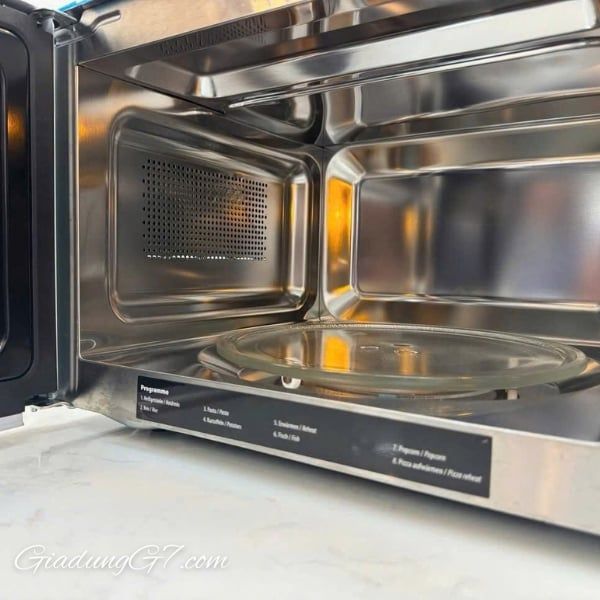 Lò vi sóng Caso M20 Electronic Dễ dàng vệ sinh