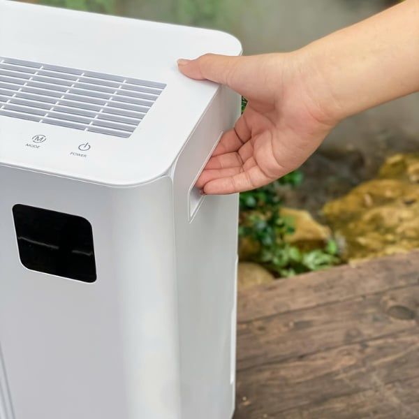 Máy hút ẩm Robitek DH25 25 lít/ngày – giúp hút ẩm nhanh, trả lại không gian khô ráo, thoáng sạch chỉ sau vài giờ!