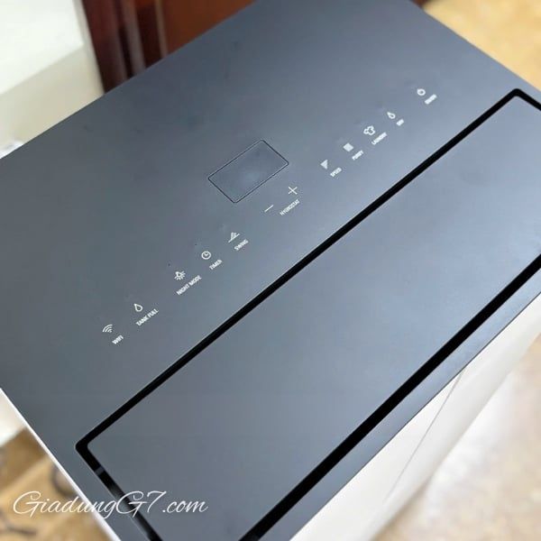 Máy hút ẩm Stadler Form Lukas Pro 50L Công Suất Hút Ẩm Mạnh Mẽ