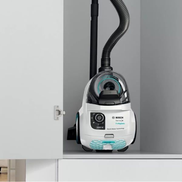 Máy hút bụi Bosch BGS21WHYG Đầy đủ phụ kiện hút, làm sạch linh hoạt nhiều khu vực