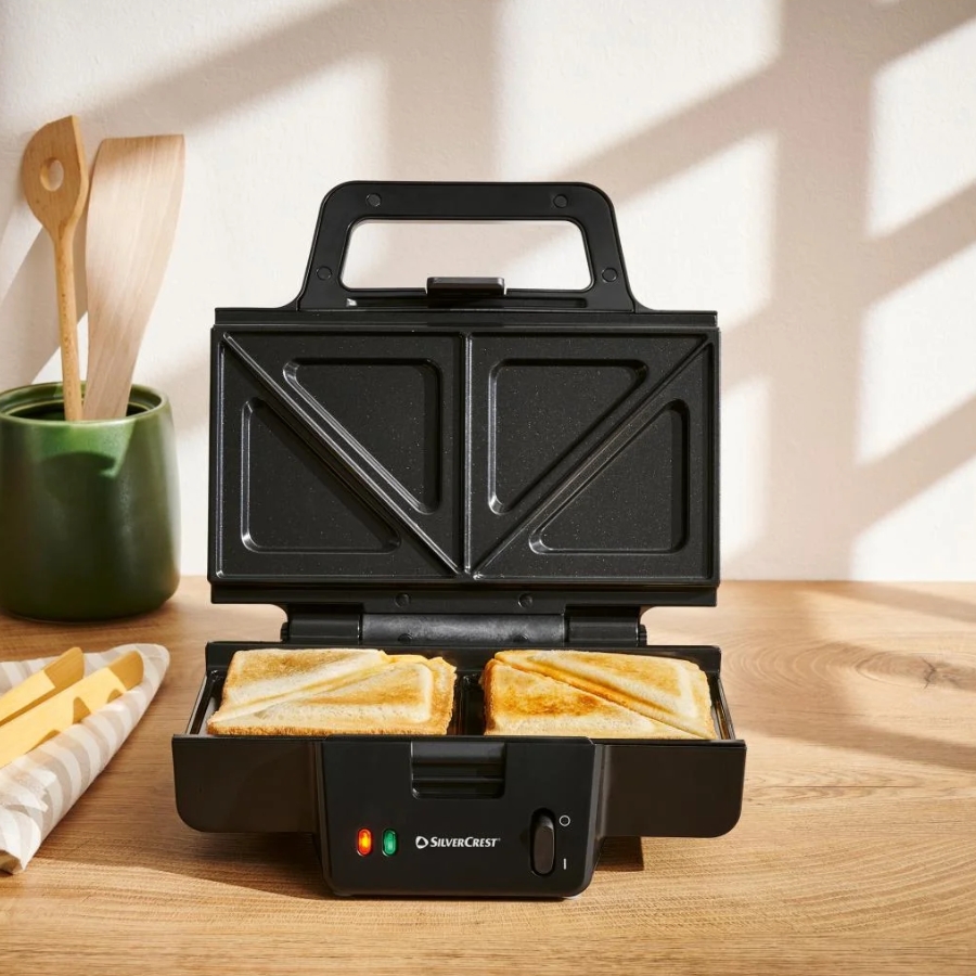 Máy kẹp bánh mỳ Silvercrest Sandwich XXL SSWM A1 900W&nbsp;Nướng được 2 bánh mì sandwich. Có lớp chống dính chất lượng cao từ ILAG®.