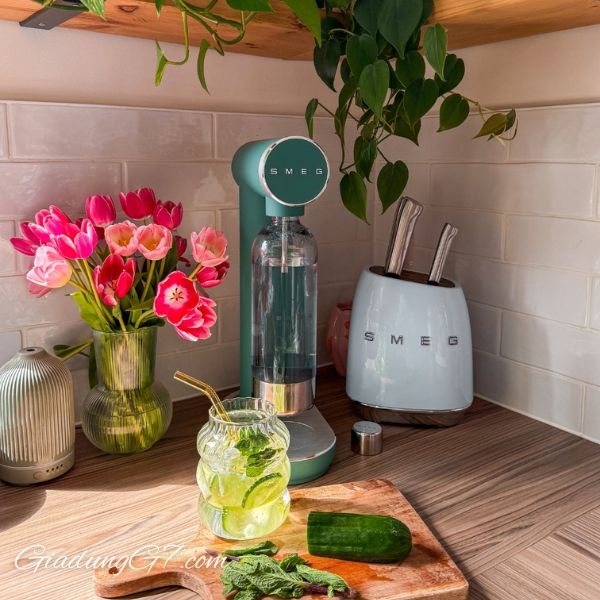 Máy tạo nước có gas Smeg SKC01 Đơn giản, đáng tin cậy và bền bỉ.