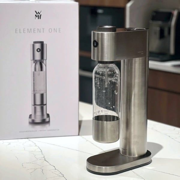 Máy tạo nước soda WMF Mang đến phong cách và sự lấp lánh cho căn bếp của bạn.