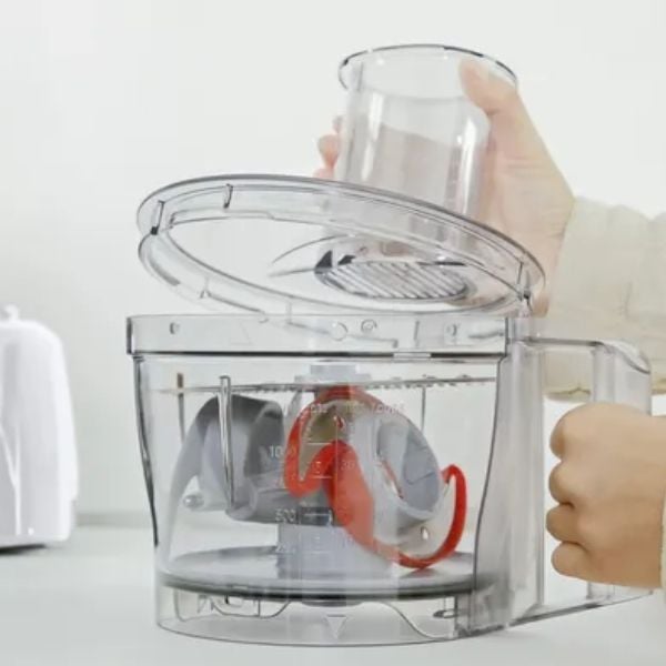 Máy xay Bosch MCM3100W Tiết Kiệm Công Sức Vệ Sinh