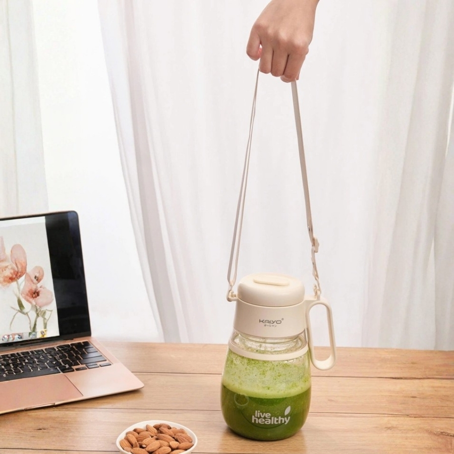 Máy xay sinh tố cầm tay Kaiyo KHB-417 dung tích 1000ml&nbsp;với&nbsp;công suất hoạt động mạnh mẽ, được trang bị lưỡi dao inox 304 nhiều cánh xay sắc bén