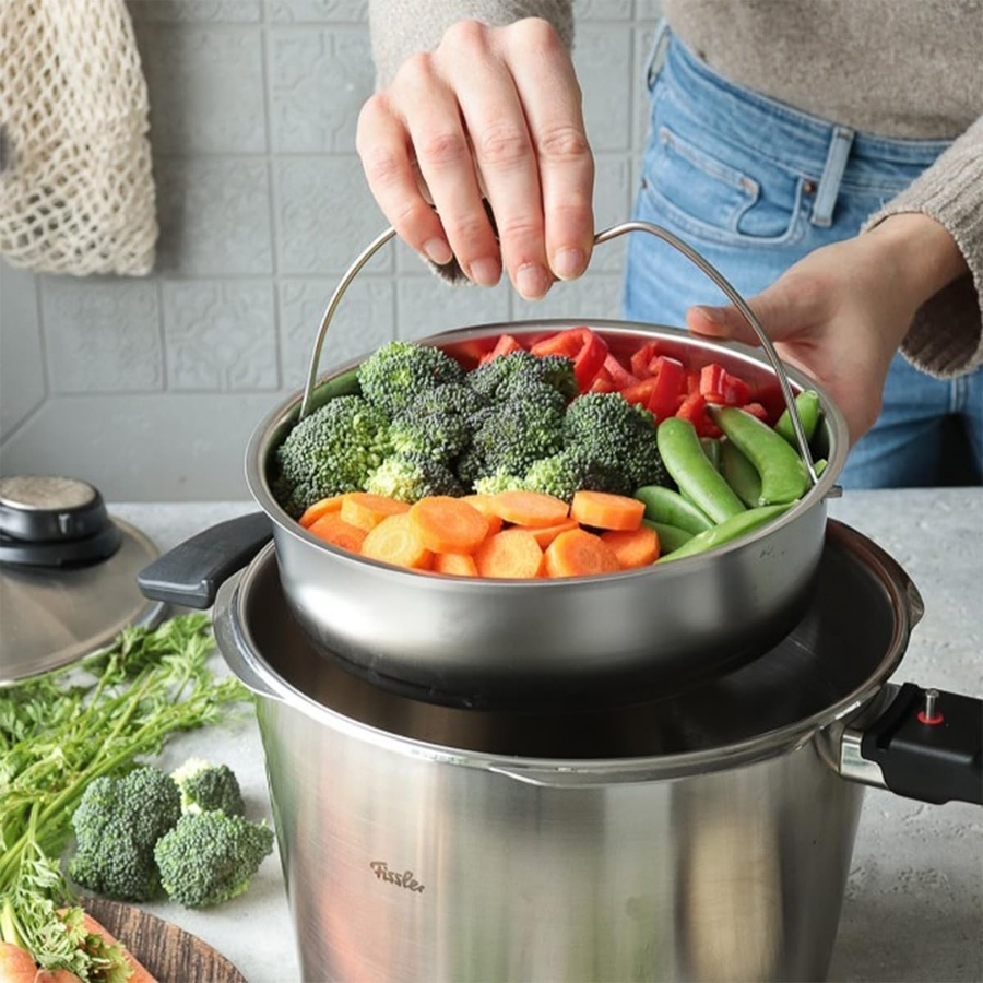 Nồi áp suất Fissler Vitavit Premium 8L Tất cả các phương pháp nấu áp suất và hấp trong cùng một chiếc nồi - sản xuất tại Đức.