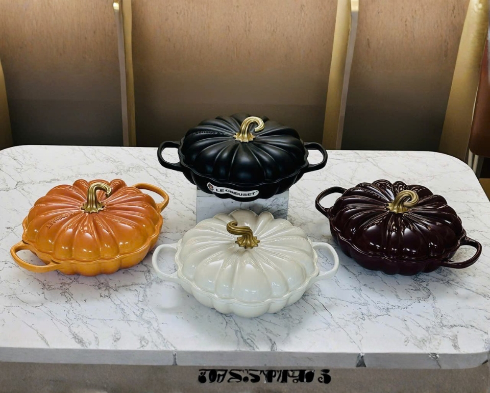 Nồi chảo bí ngô Le Creuset Shallow 28cm 2.5L