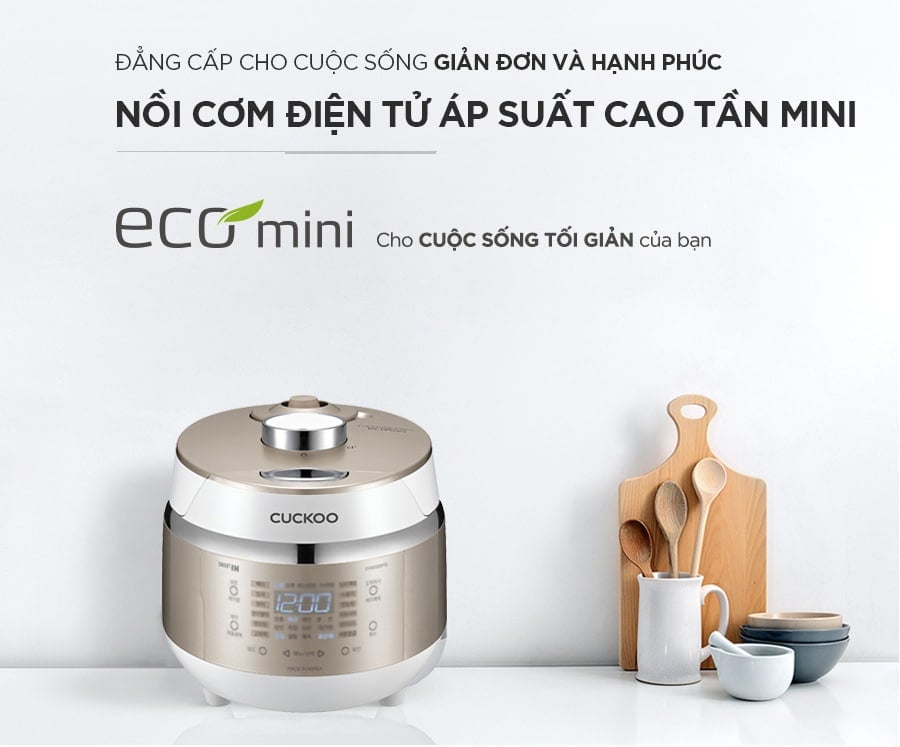 Nồi cơm điện cao tần Cuckoo CRP EHS0309F 0.54L&nbsp;phiên bản quốc tế sử dụng ngôn ngữ hiển thị tiếng anh, thuận lợi hơn cho người dùng.