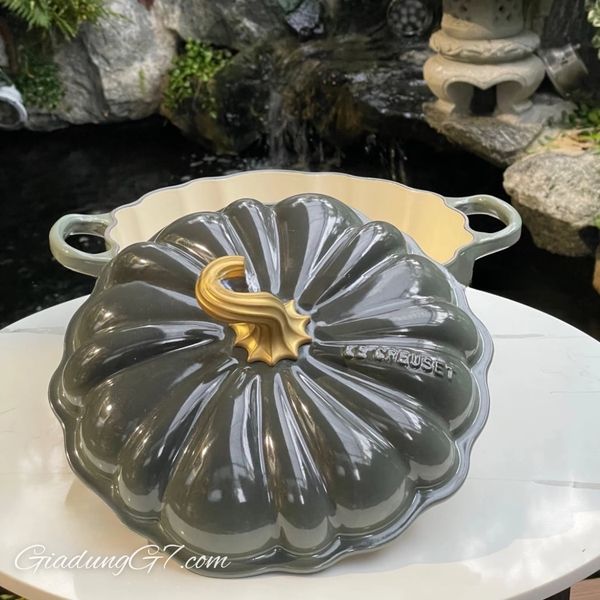 Lớp men cao cấp: Đảm bảo độ bền và dễ dàng vệ sinh sau mỗi lần sử dụng.