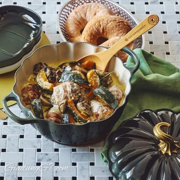 Nồi gang Le Creuset 24cm 3.7L bí ngô Thyme Chức năng 
