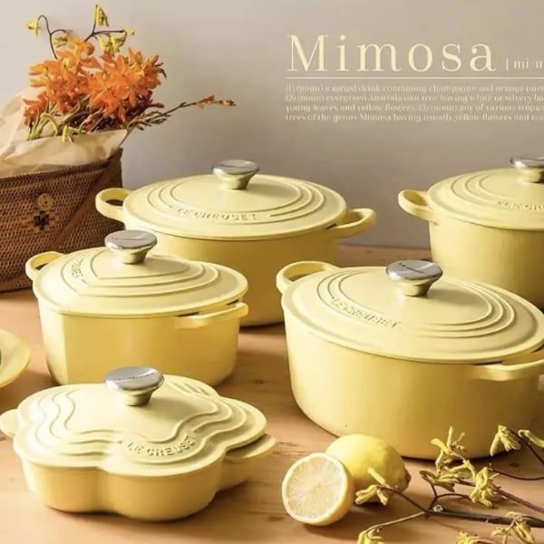 Nồi gang Le Creuset Mimosa hình hoa 20cm - Màu vàng