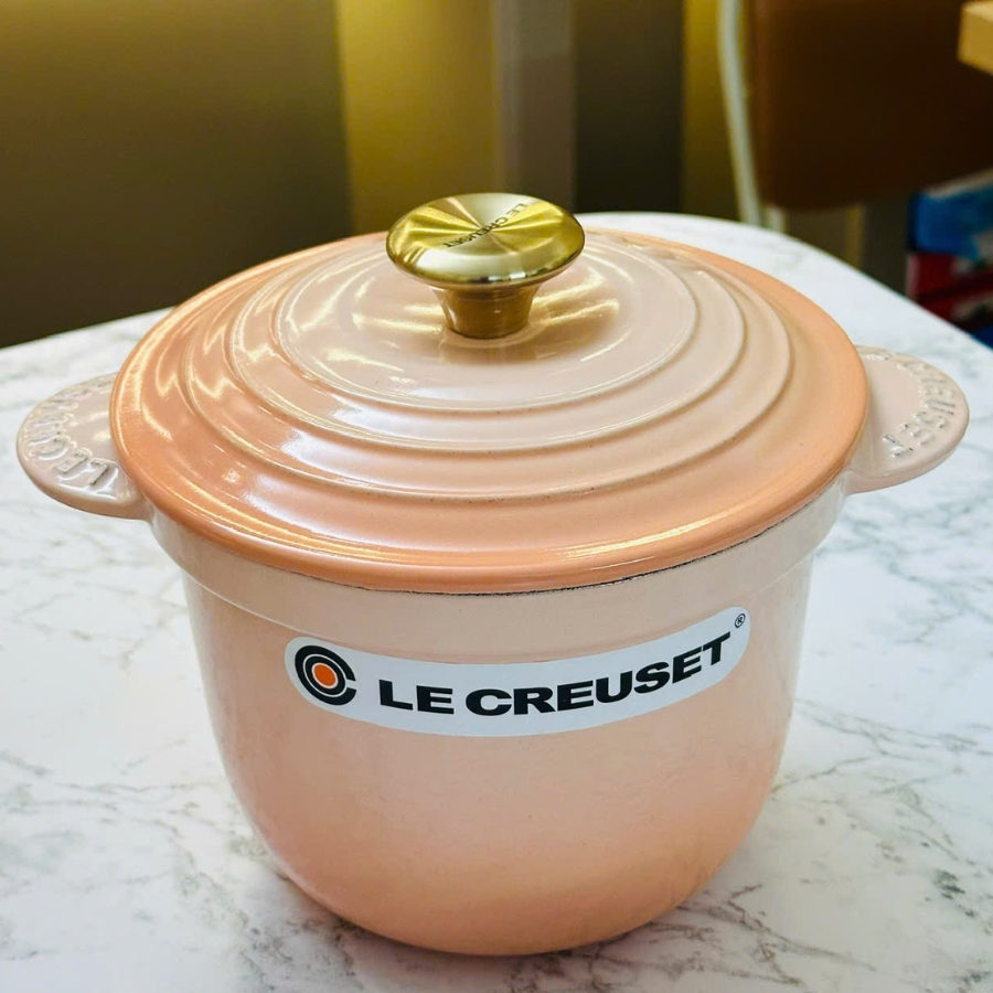 Nồi gang nấu cơm Le Creuset 18cm/ 20cm Thiết kế vượt trội