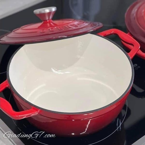 Nồi gang Oceno 22cm Nồi gang Oceno 22cm Sử dụng linh hoạt trên mọi loại bếp