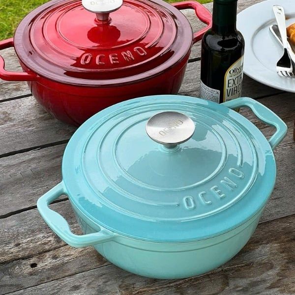 Nồi gang Oceno 22cm là dòng sản phẩm nồi gang cao cấp có đầy đủ các ưu việt của nồi gang truyền thống, được thiết kế theo phong cách hiện đại với màu sắc bắt mắt.