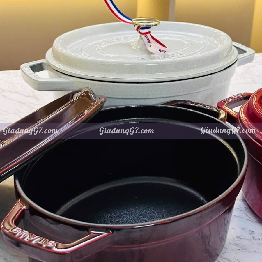 Nồi gang Oval Staub 27cm 3.25L