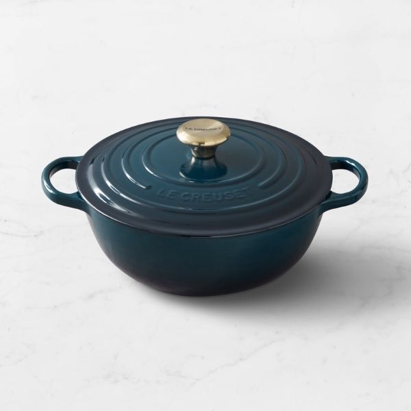 Nồi gang sâu lòng Le Creuset La Marmite&nbsp;Agave 26cm 4.1L lý tưởng cho 4-6 người.