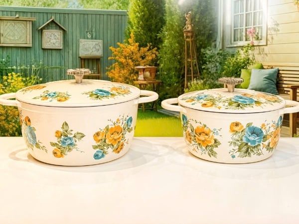 Hấp, hầm và om những bữa ăn ngon với Nồi gang tráng men Pioneer Woman Rose Shadow 21cm/ 25cm