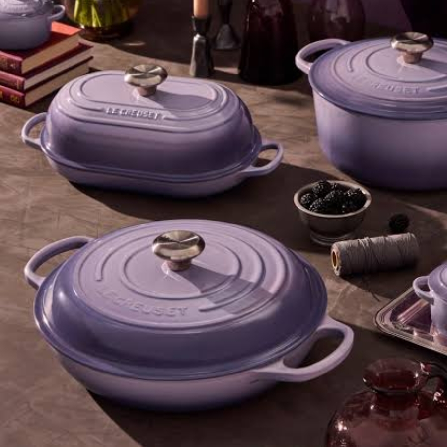 Nồi gang tròn Le Creuset Signature 18cm màu tím