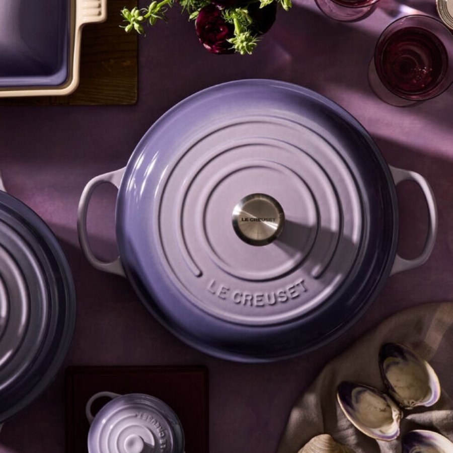 Nồi gang tròn Le Creuset Signature 18cm có Tay cầm lớn hơn 45% được thiết kế để tối đa hóa độ bám