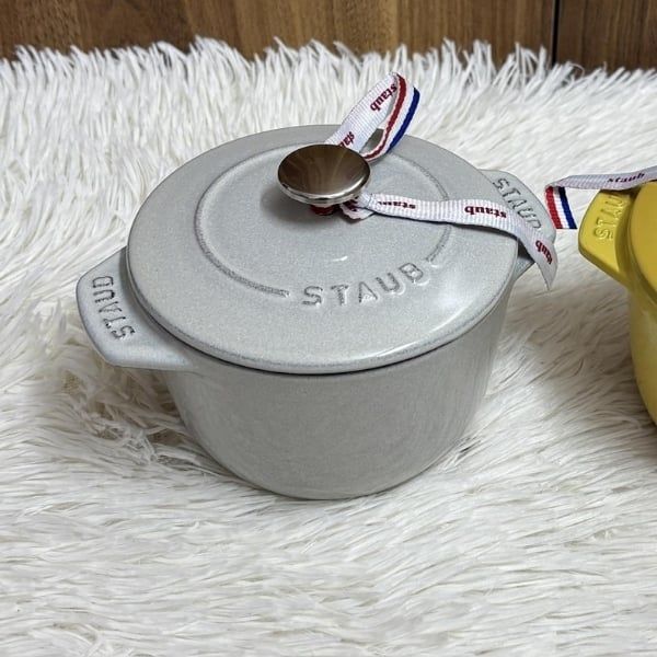 Nồi gang tròn Staub Gohan 12cm 0.75L Sản xuất tại Pháp