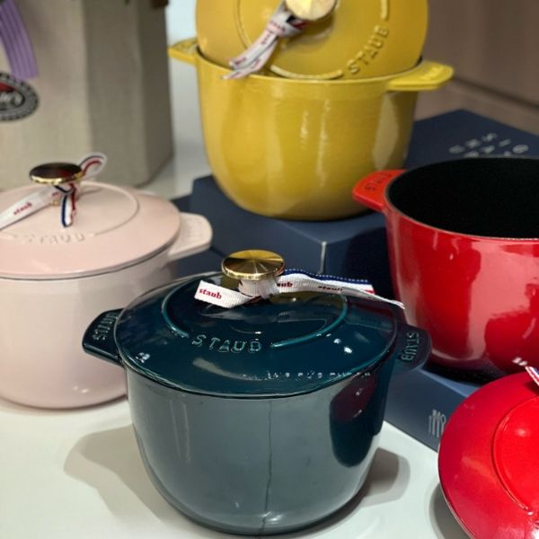 Nồi gang tròn Staub&nbsp;Chistera 16cm 1.75L Nồi gang tròn Staub Gohan Chistera 16cm