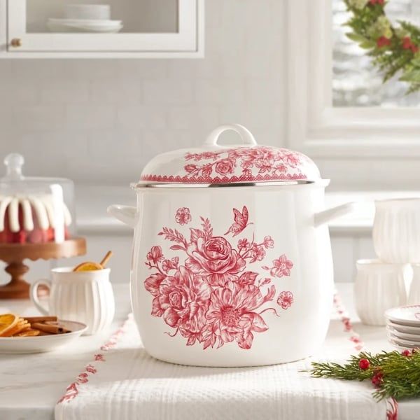 Nồi luộc gà The Pioneer Woman&nbsp;Agatha 11 lít Có dung tích lớn 12 lít, lý tưởng để chuẩn bị một lượng lớn súp, món hầm hoặc luộc ngô.