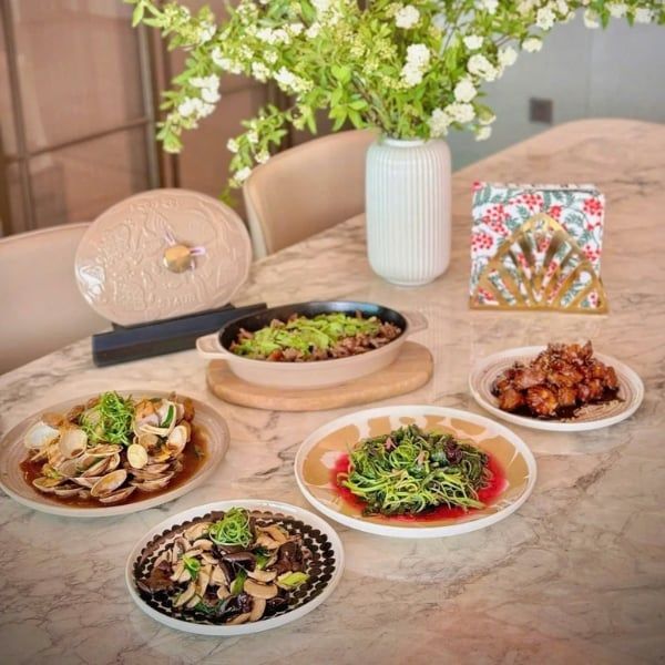 Nồi gang oval Staub Ocean 23cm Vật liệu chất lượng cao