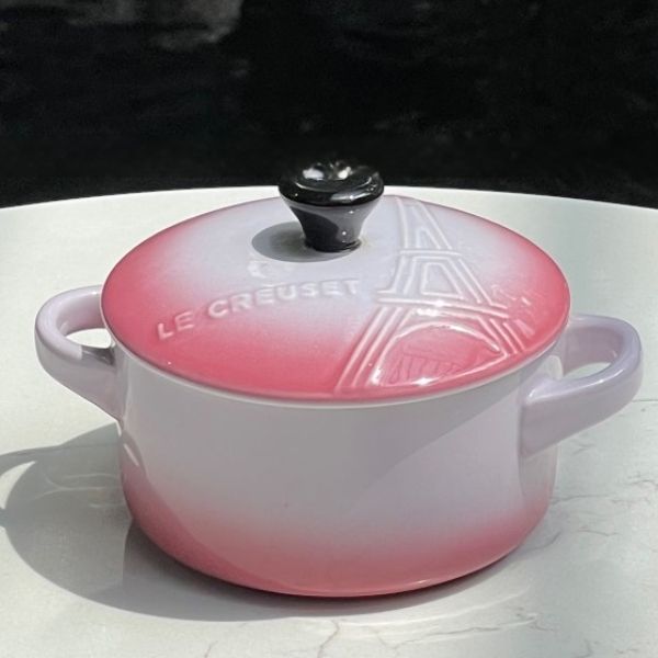 Nồi sứ Le Creuset mini 12cm Chất liệu sứ stoneware cao cấp, dày dặn, giữ nhiệt tốt