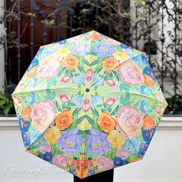 Ô cầm tay Racekish chống tia UV họa tiết hoa lá đẹp mắt dành cho những ai yêu thiên nhiên và hội họa.