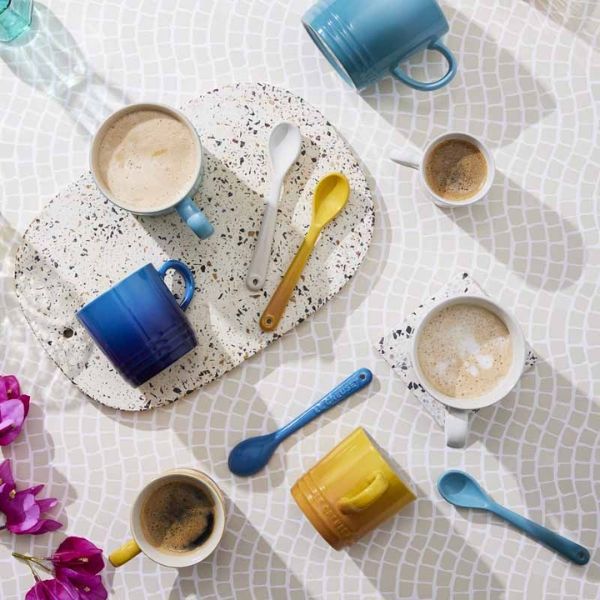 Set 4 cốc sứ Le Creuset Riviera 350ml Luôn luôn hoàn hảo: đồ gốm tráng men của chúng tôi có khả năng chống trầy xước và dễ lau chùi.