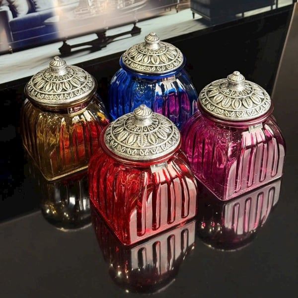 Set 4 Hũ đựng IRRIS DE 675ml thiết kế như 4 viên ngọc quý với chất liệu thủy tinh màu cao cấp