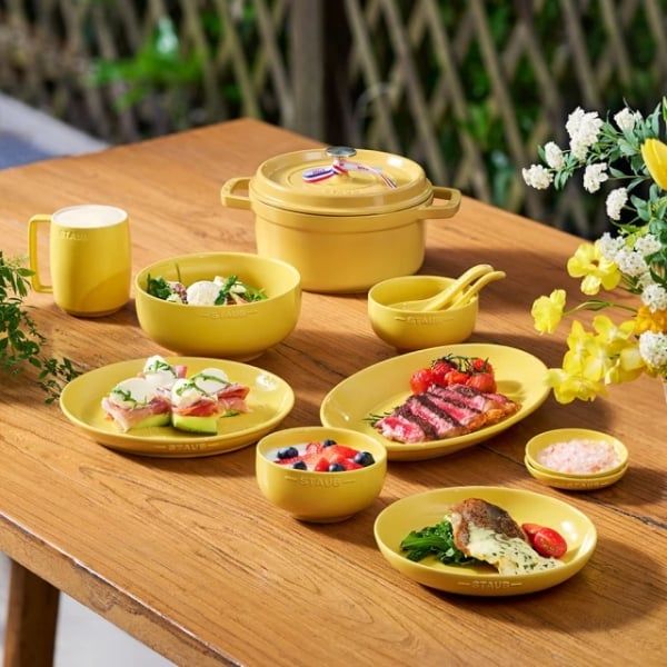 Set bát đĩa Staub 10 món - Màu Hồng/Xanh/Vàng – Thêm Ngọt Ngào Cho Bàn Ăn