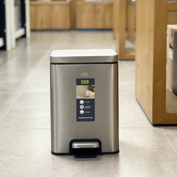 Thùng rác đạp chân EKO Madison EK9361MMT 6L chống bám vân