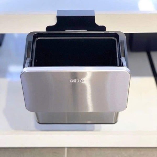 Thùng rác gắn cánh cửa tủ bếp CCKO CK9942 Dung tích 3 lít hoặc 6L - Màu Trắng/Màu inox