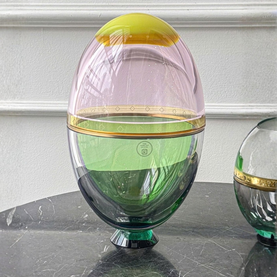 Trứng Fantasia size L Reflections Copenhagen 18cm Kích thước đa dạng cho phép bạn thỏa sức sáng tạo và thêm nét cá tính riêng cho không gian của mình