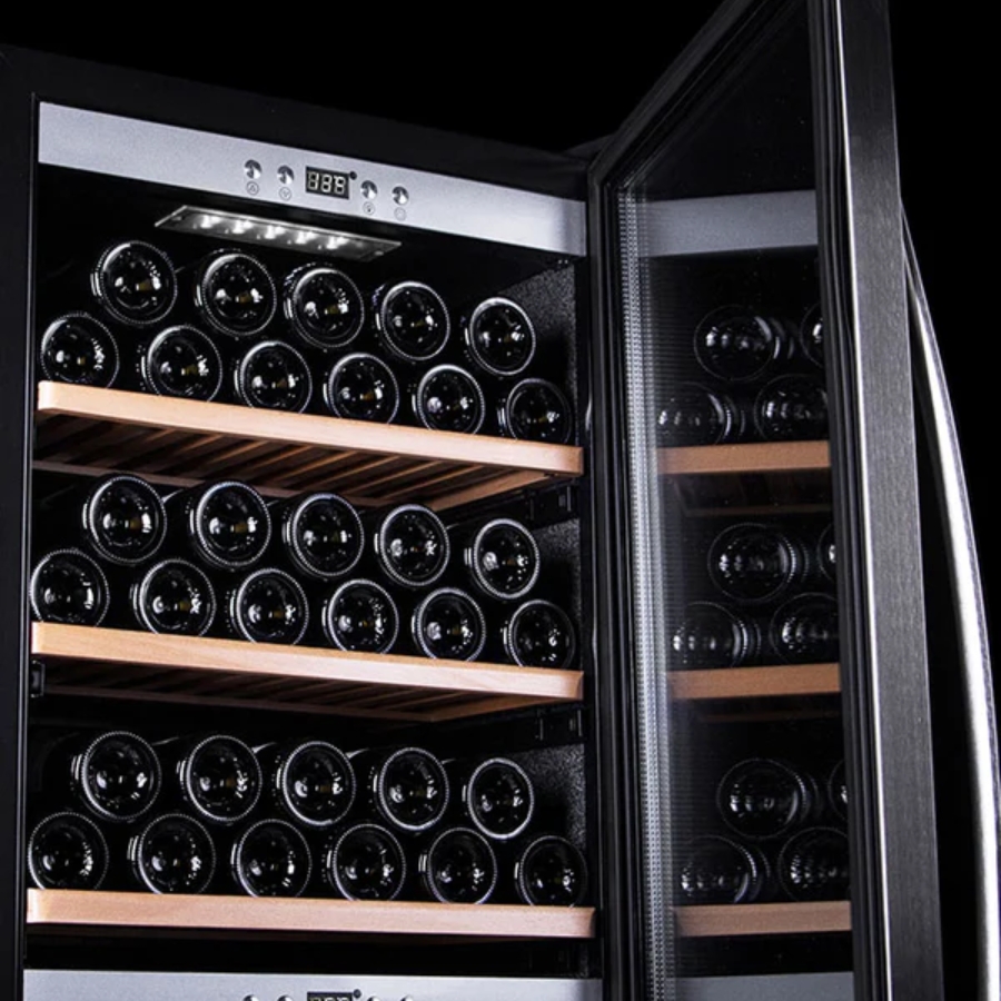 Tủ lạnh đựng rượu mQuvée WineCave 800 50D Fullglass 46 chai màu đen