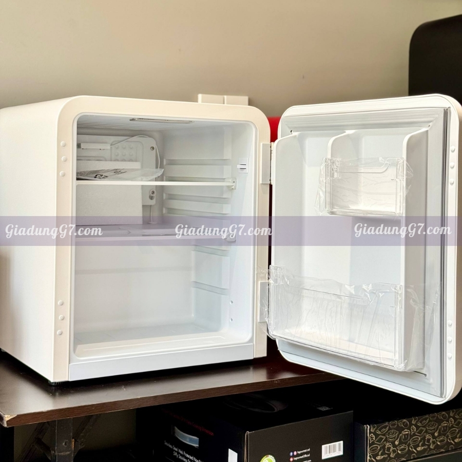 Tủ lạnh HCK BC-46R 48L Nhiều công dụng của tủ lạnh cá nhân