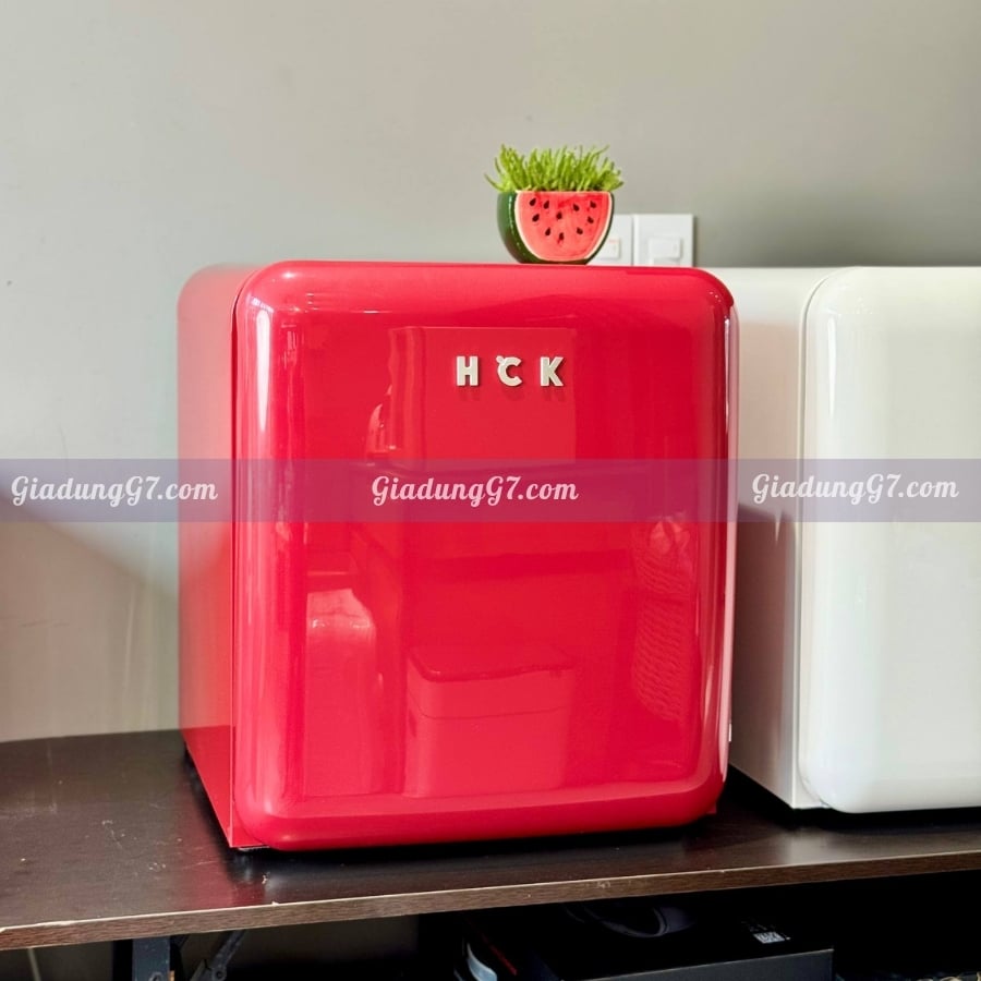 Tủ lạnh HCK BC-46R 48L Nhiều công dụng của tủ lạnh cá nhân