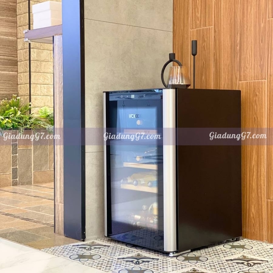 Tủ rượu HCK 70L SC-70-E mặt kính 22 chai