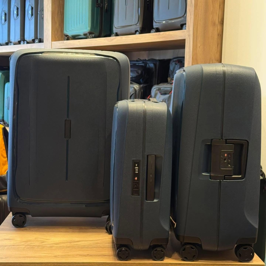 Vali Samsonite Essens size 30 XL - Màu Đen - Made in Beigium – Người Bạn Đồng Hành Không Thể Thiếu Cho Mọi Chuyến Đi