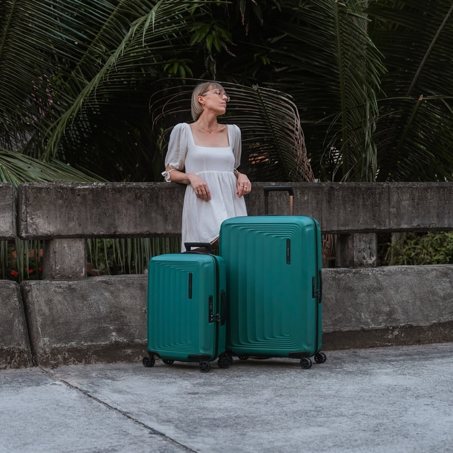 Vali Samsonite KFO NUON Cấu trúc chắc chắn và nhẹ