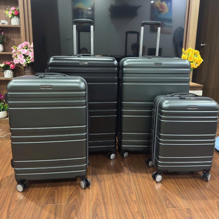Set 3 vali Samsonite Parallax / có tách set được chế tạo từ chất liệu polycarbonate Makrolon cao cấp.