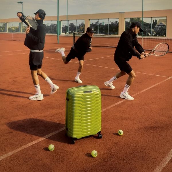 Vali Samsonite Proxis Màu Xanh chuối  Dịch vụ Samsonite Wecare – Đồng hành suốt vòng đời sản phẩm