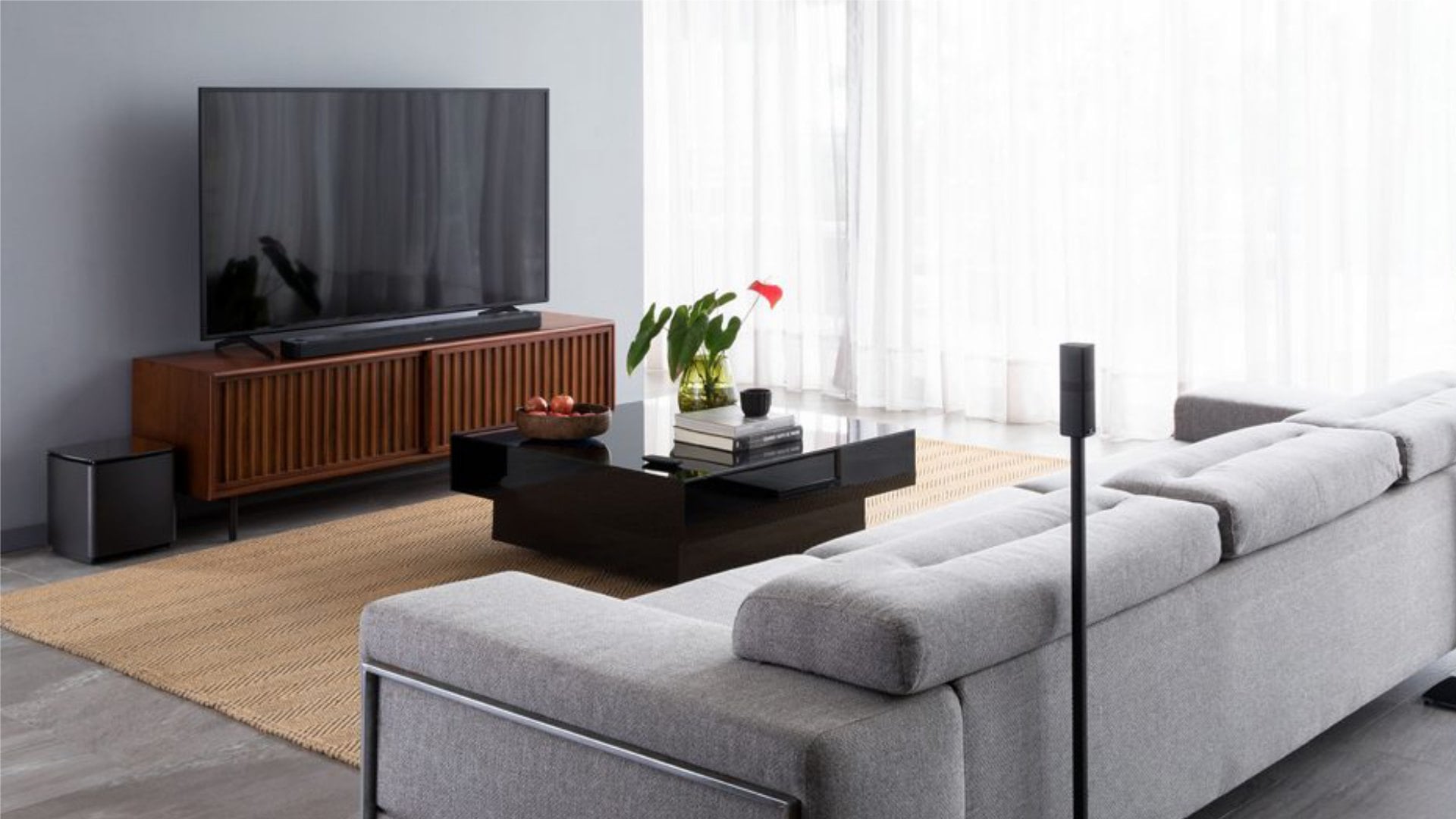Dàn âm thanh giải trí 5.1 thông minh Bose Smart Ultra SoundBar - Bass Module 700 - Surround Speaker 700 cho giải trí tại gia